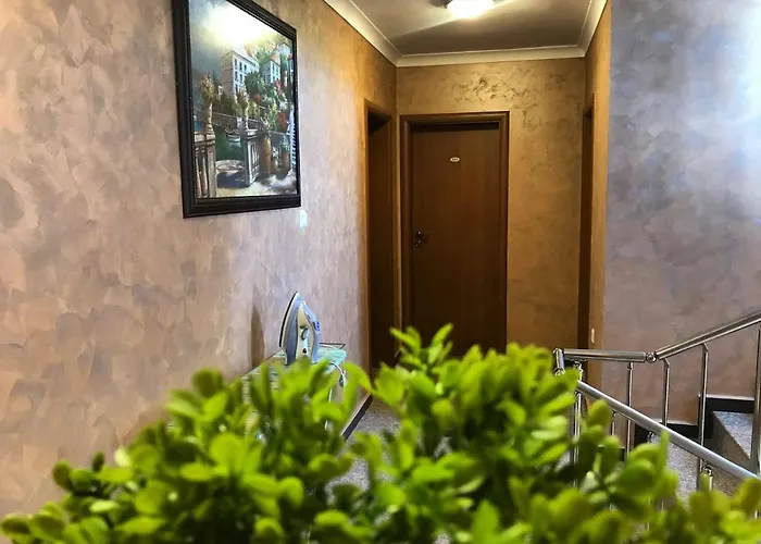 Val And Kate Guest house 2*