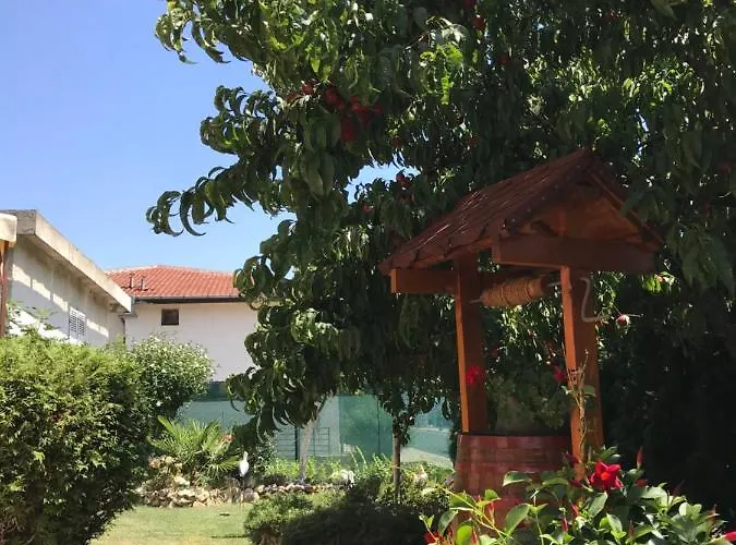 Val And Kate Penzion